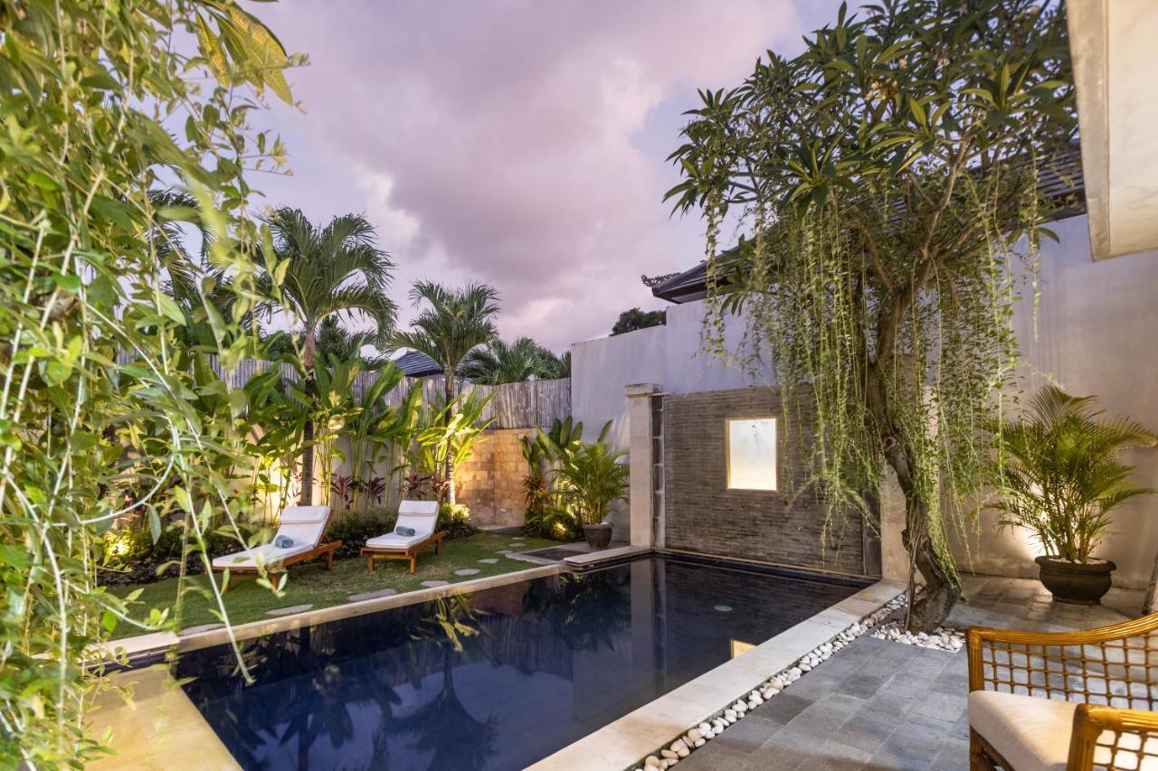 Bali Voyage Villa Seminyak  Exterior photo